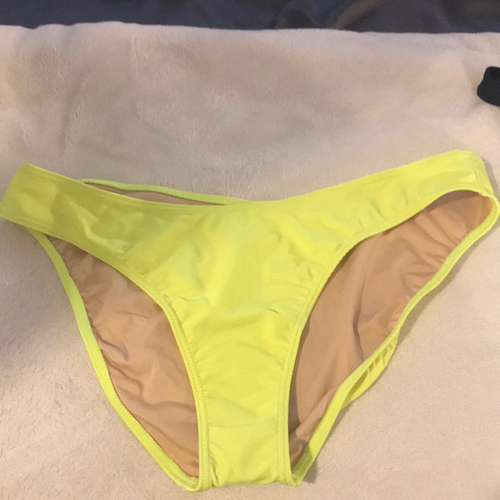 Bikini Bottom - Picture 5 of 5